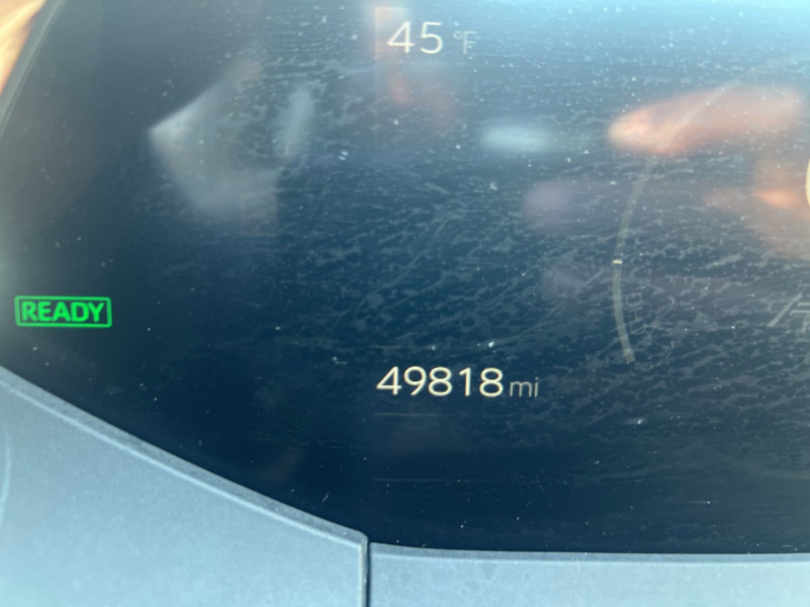 Used 2024 Toyota Prius LE FWD image 4