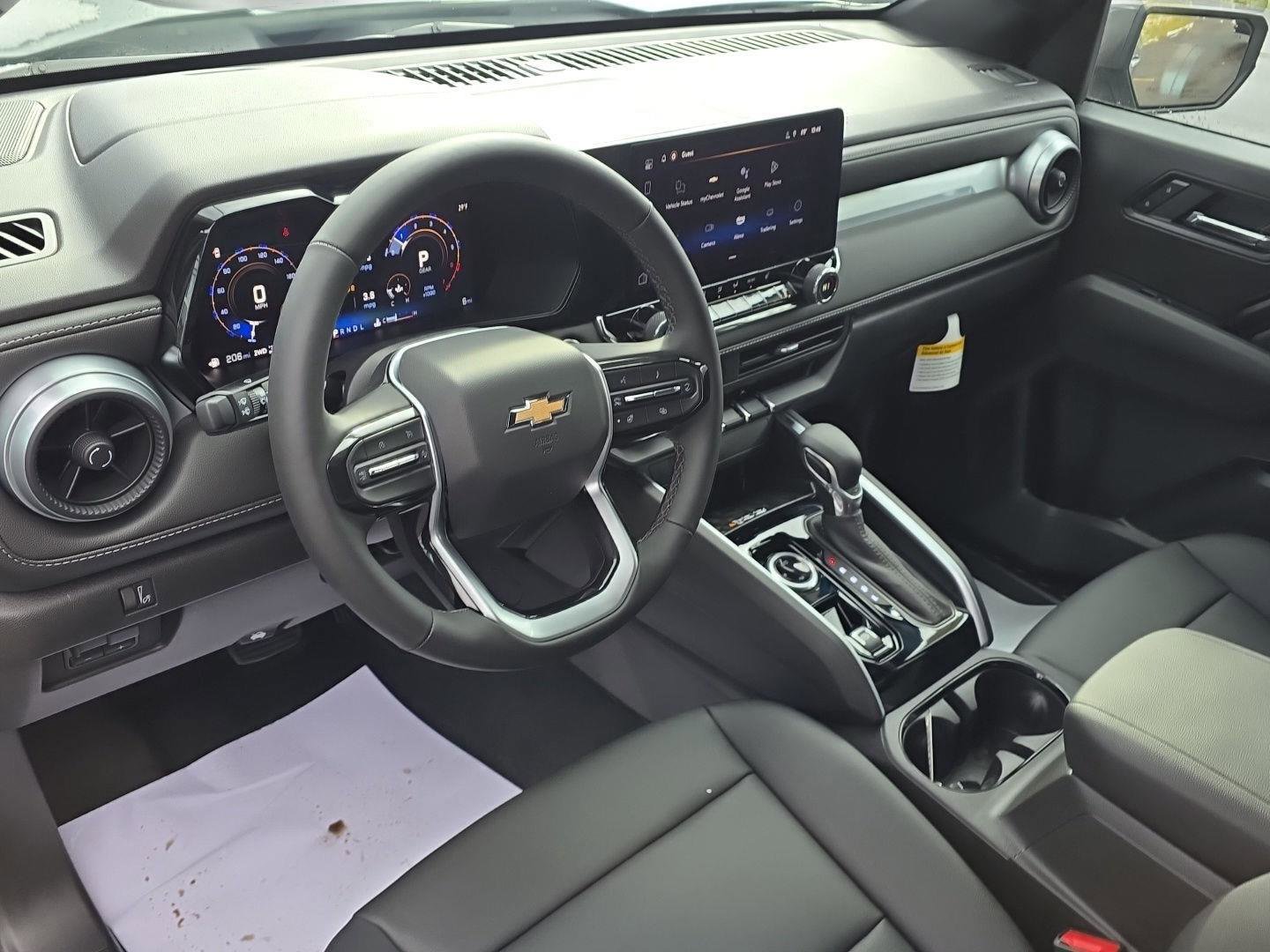 New 2025 Chevrolet Colorado LT w/ LT Convenience Package image 11