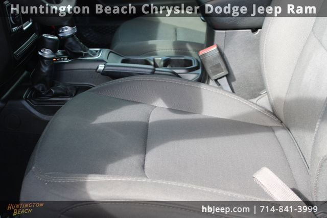 Used 2023 Jeep Wrangler Sport image 29