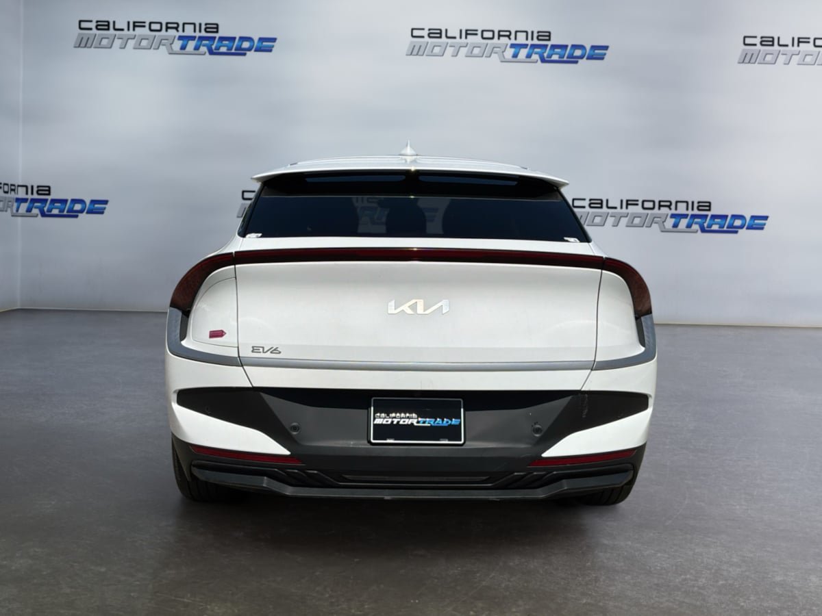 Used 2025 Kia EV6 Light RWD image 6