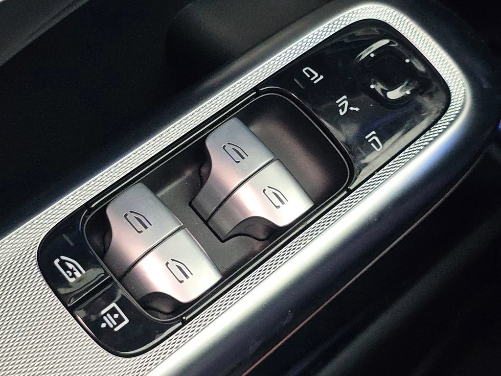 Certified 2025 Mercedes-Benz E 53 AMG e 4MATIC Sedan image 29
