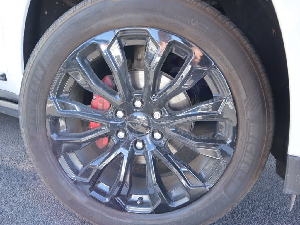 Used 2021 GMC Yukon Denali w/ Denali Premium Package AWD/4WD image 16