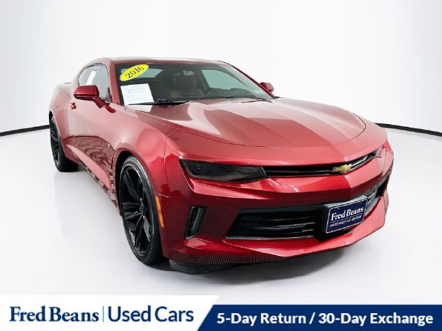 Used 2016 Chevrolet Camaro LT RWD image 1