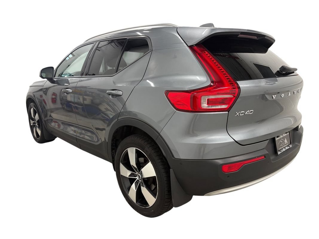 Used 2019 Volvo XC40 T5 Momentum AWD/4WD image 7