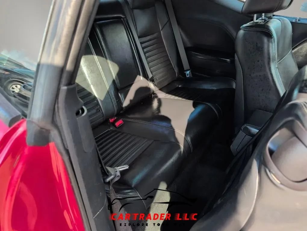 Used 2013 Dodge Challenger R/T Plus RWD image 25