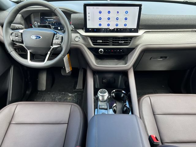 New 2026 Ford Explorer Platinum w/ LUX Leather Package AWD/4WD video 2