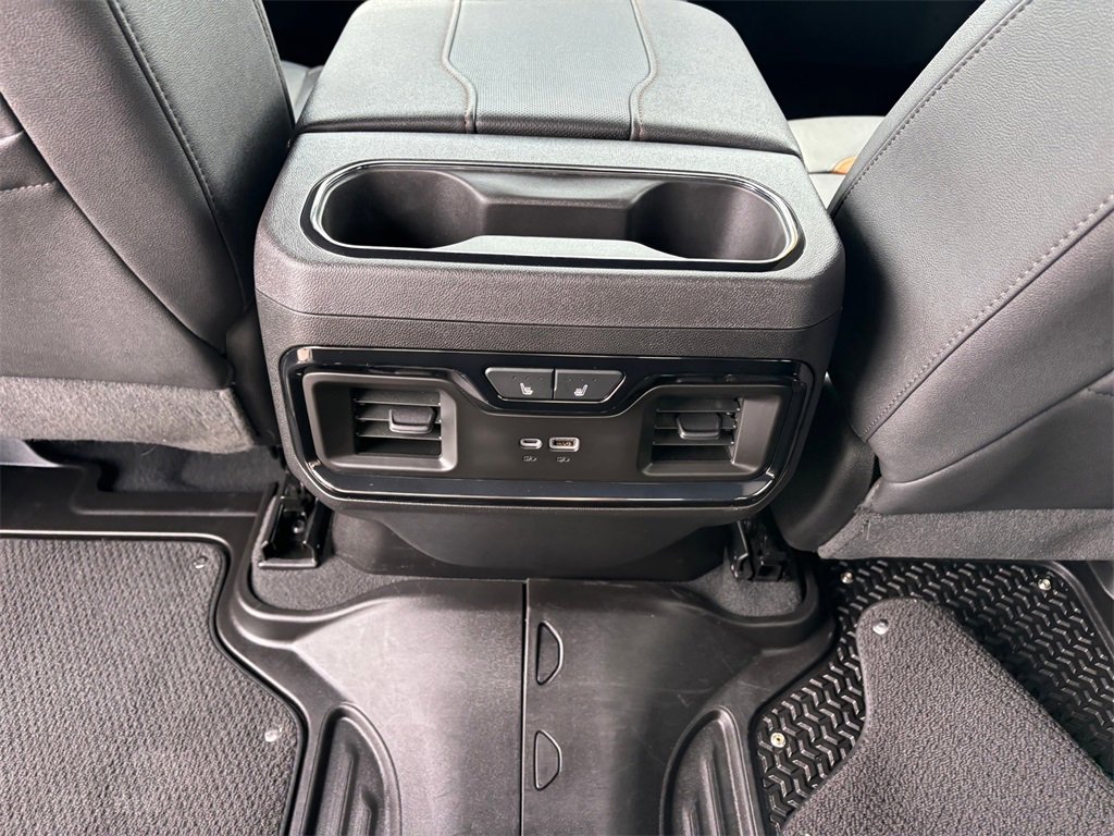 Certified 2024 GMC Sierra 1500 AT4 w/ Technology Package image 30