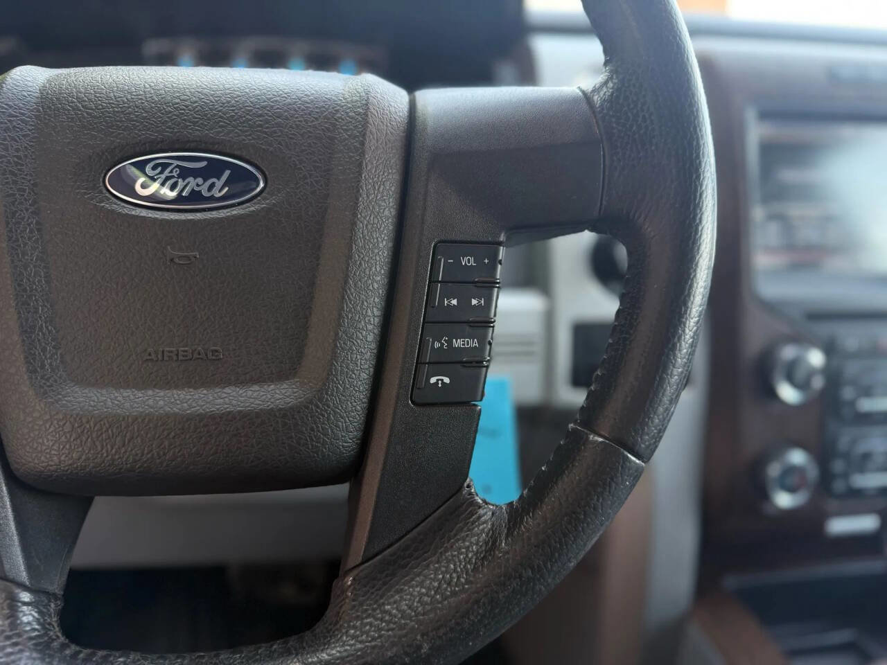 Used 2014 Ford F150 Lariat w/ Lariat Chrome Package AWD/4WD image 9