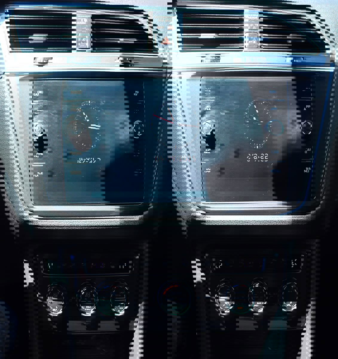 Used 2021 Volkswagen Tiguan SEL Premium R-Line image 47