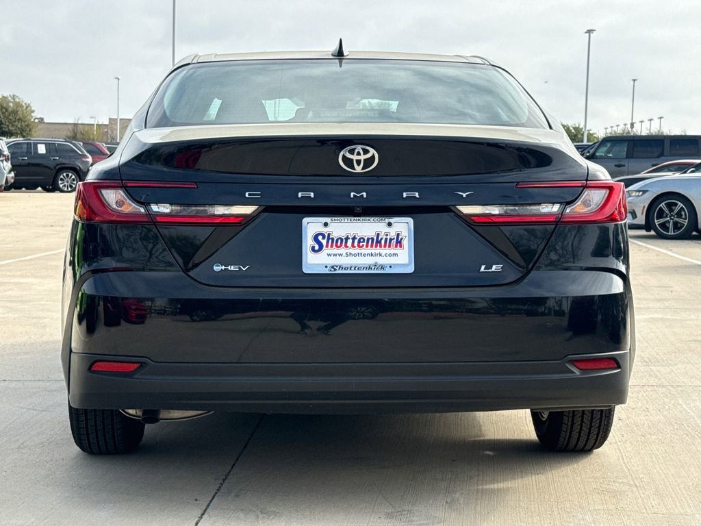 Used 2025 Toyota Camry LE FWD image 7