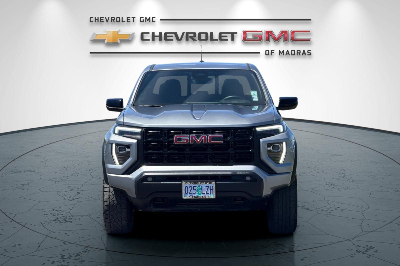 Used 2023 GMC Canyon Elevation w/ Elevation Premium Package RWD image 8