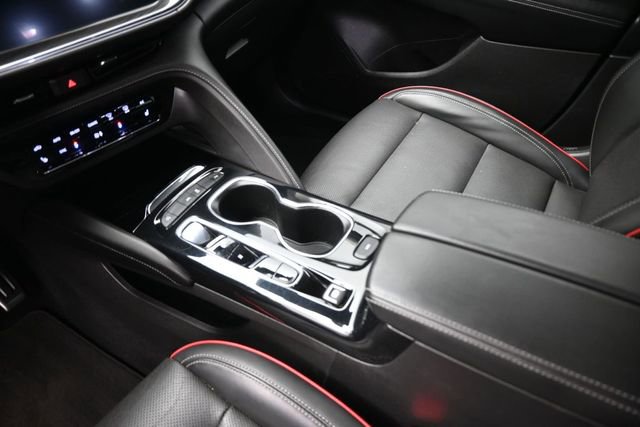 Used 2023 Buick Envision Essence w/ Sport Touring Package FWD image 9