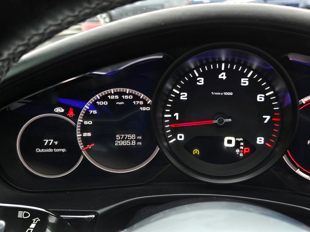 Used 2020 Porsche Panamera 4 AWD/4WD image 36