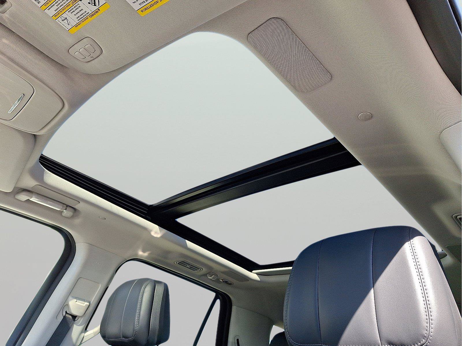 New 2025 Lincoln Navigator L Reserve AWD/4WD image 14