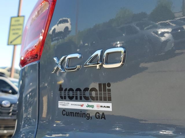 Used 2023 Volvo XC40 B5 Plus w/ Climate Package image 8