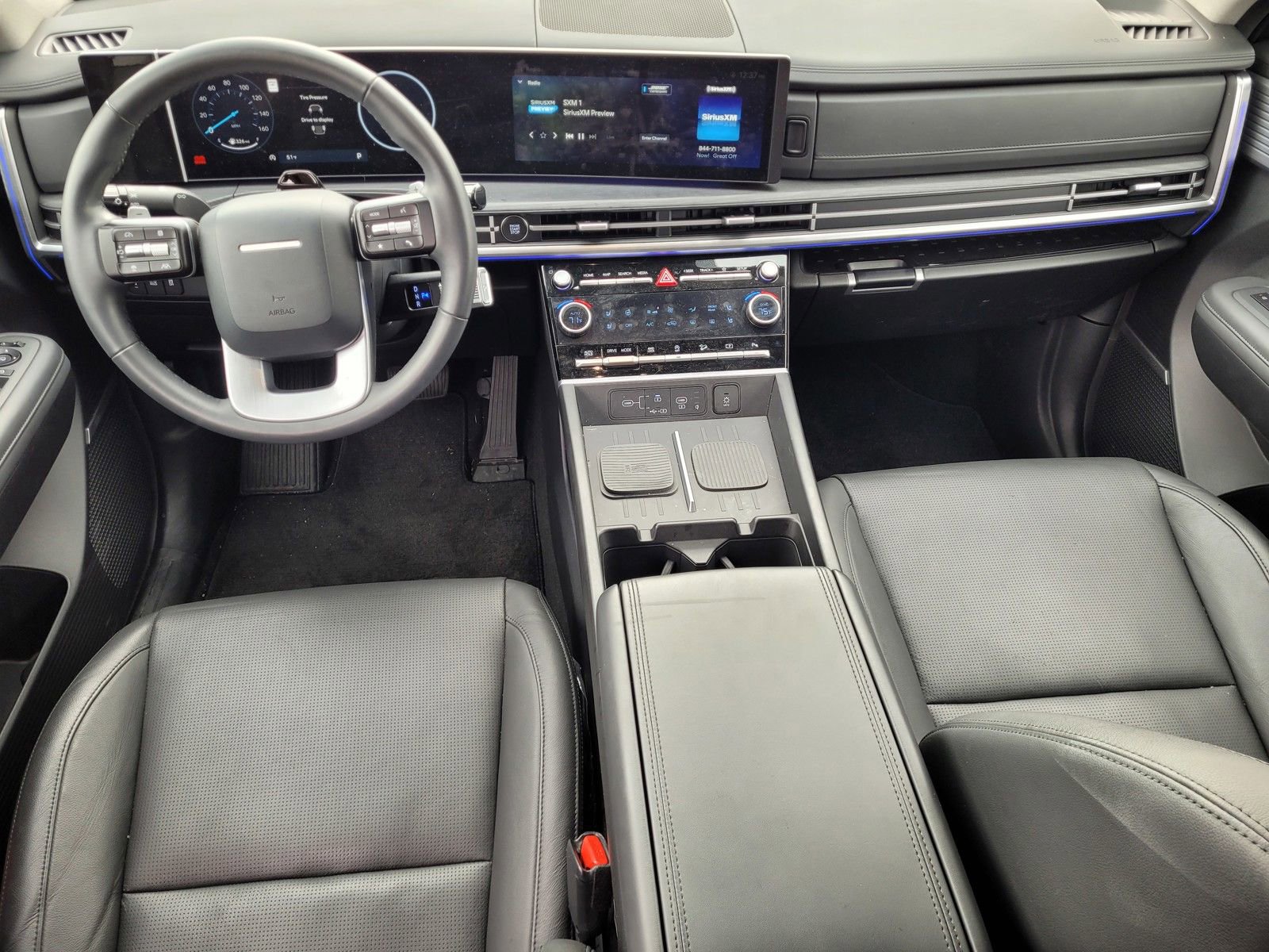 Used 2025 Hyundai Santa Fe Limited image 17