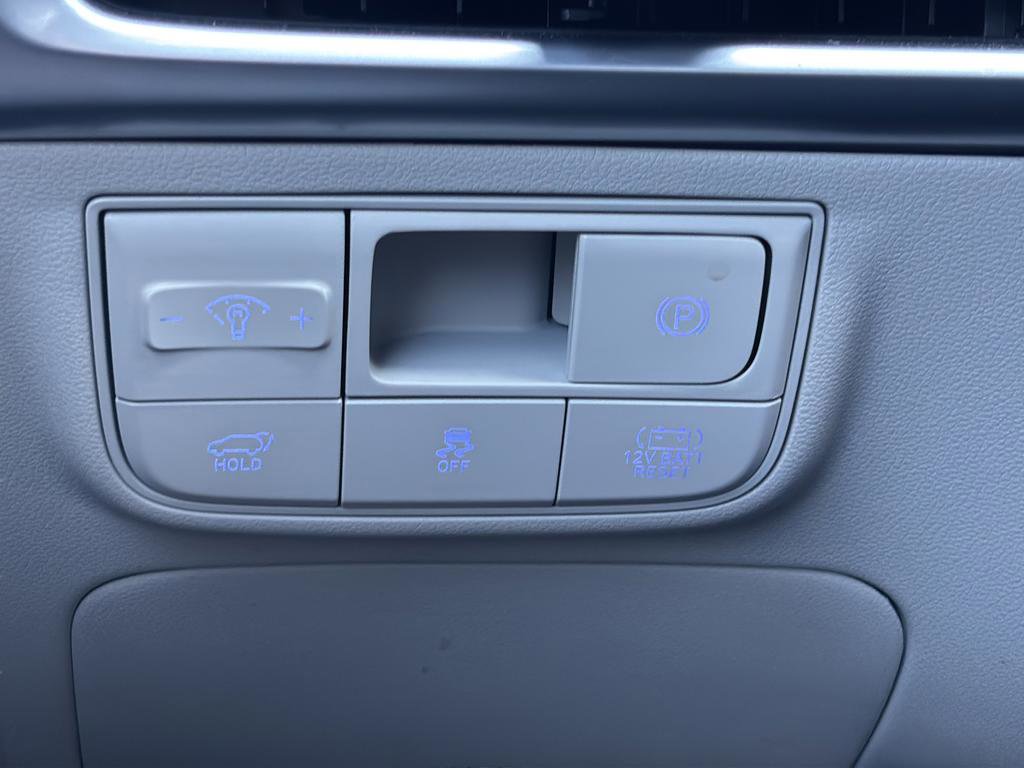 Certified 2025 Hyundai Tucson Limited image 34