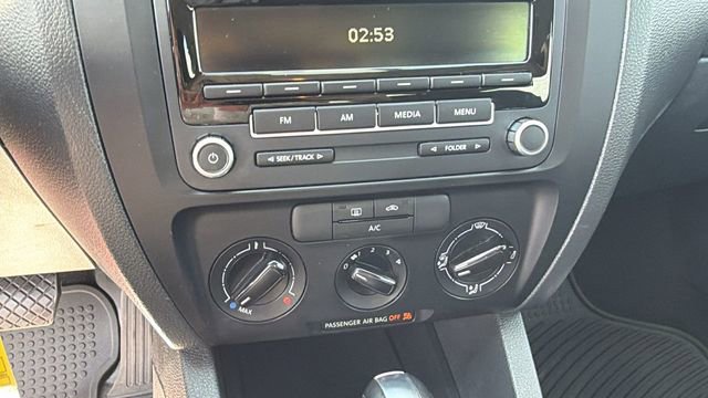 Used 2014 Volkswagen Jetta S image 14