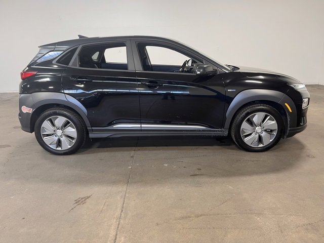 Used 2020 Hyundai Kona SEL image 2