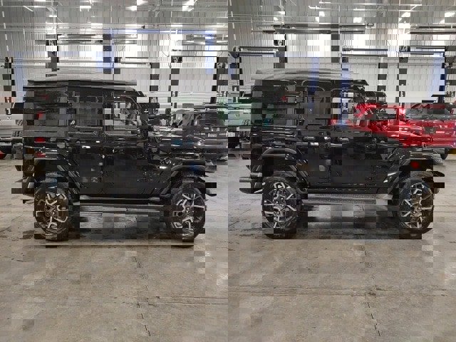 New 2025 Jeep Wrangler Sahara image 2