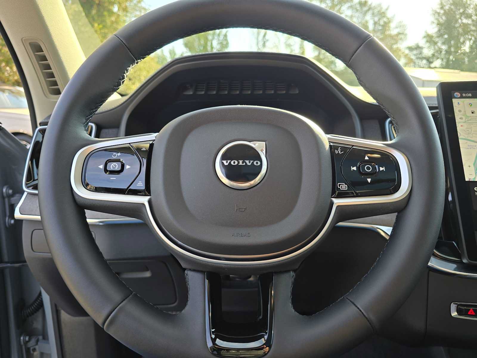 Used 2026 Volvo XC90 B6 Ultra w/ Protection Package AWD/4WD image 25
