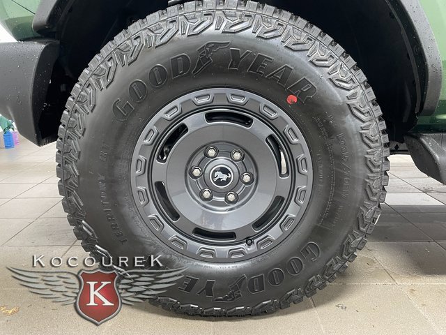 New 2025 Ford Bronco Outer Banks w/ Sasquatch Package image 7