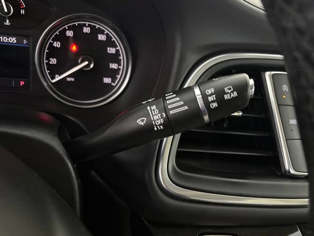 Used 2023 Buick Enclave Essence AWD/4WD image 9