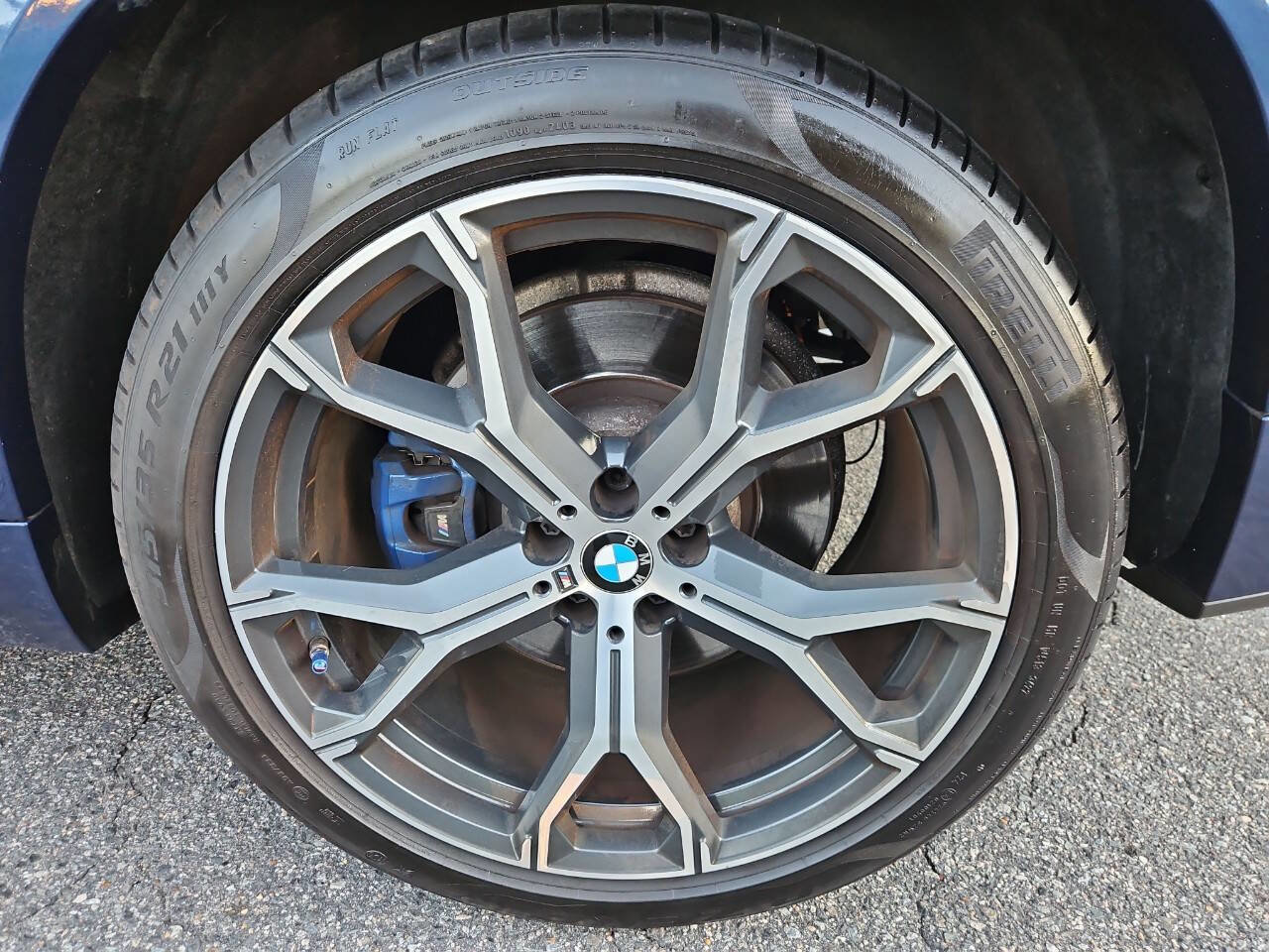 Used 2019 BMW X5 xDrive50i w/ M Sport Package image 32