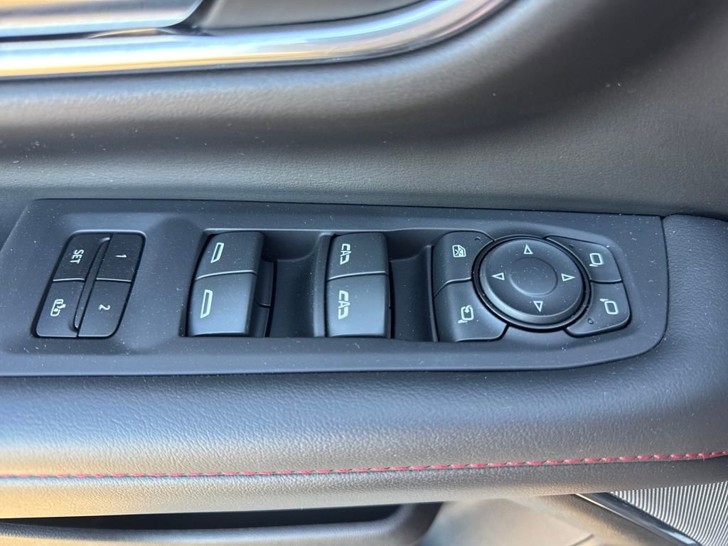 Used 2023 Chevrolet Tahoe RST w/ Luxury Package image 23