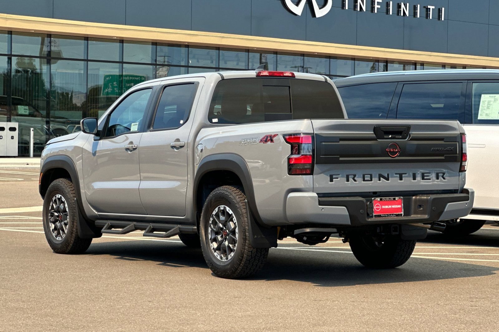 New 2026 Nissan Frontier PRO-4X w/ Tow Package AWD/4WD image 6