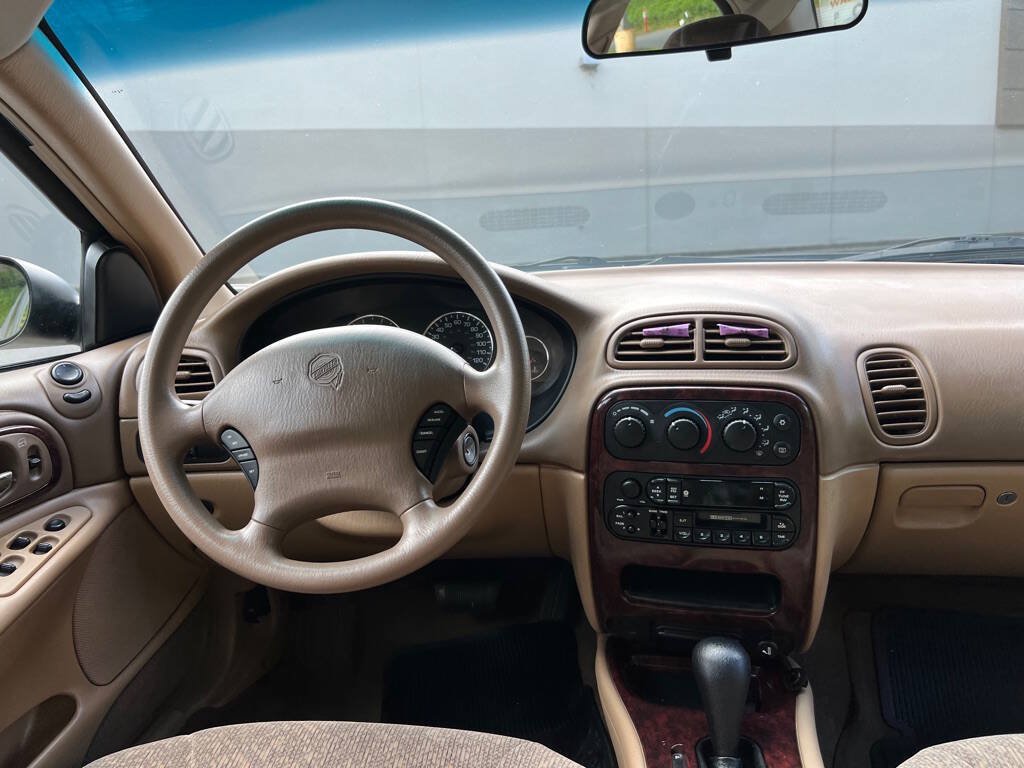 Used 2000 Chrysler Concorde LX FWD image 12