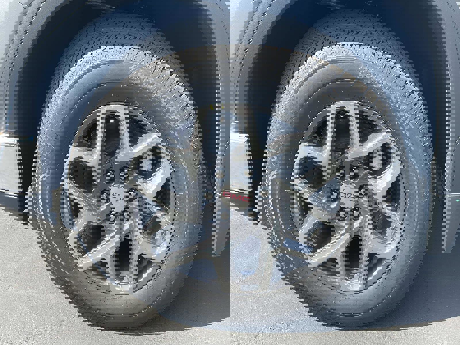 New 2026 GMC Sierra 1500 SLE w/ Preferred Package image 30