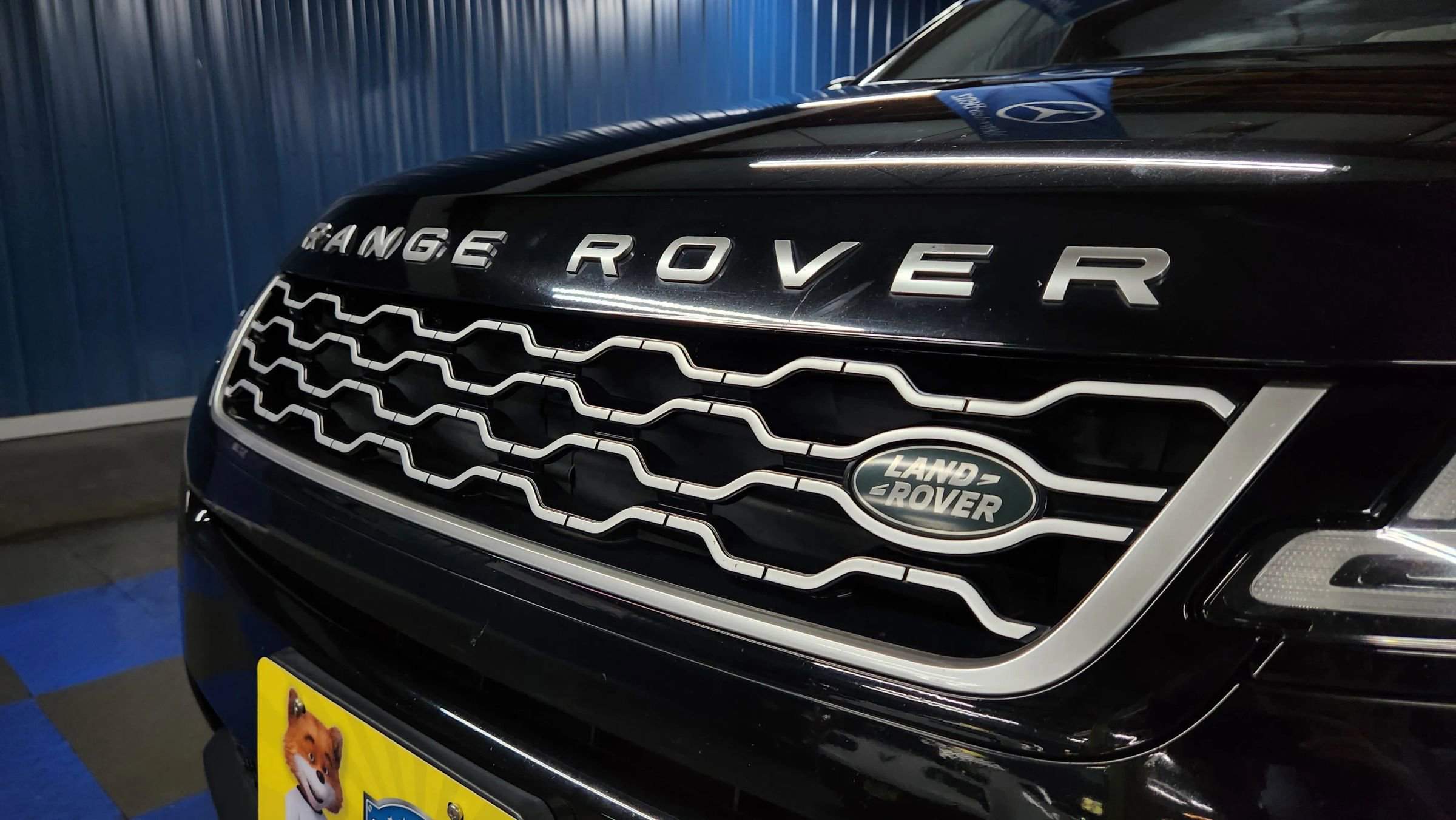 Used 2020 Land Rover Range Rover Evoque SE image 45
