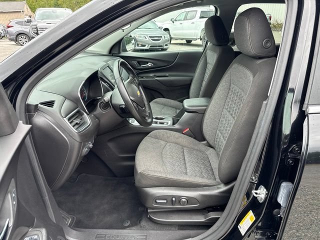Used 2024 Chevrolet Equinox LT AWD/4WD image 12