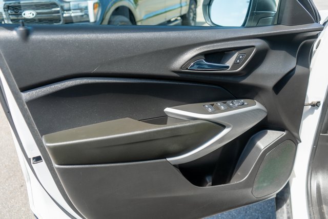 Used 2024 Chevrolet Trax LS FWD image 16