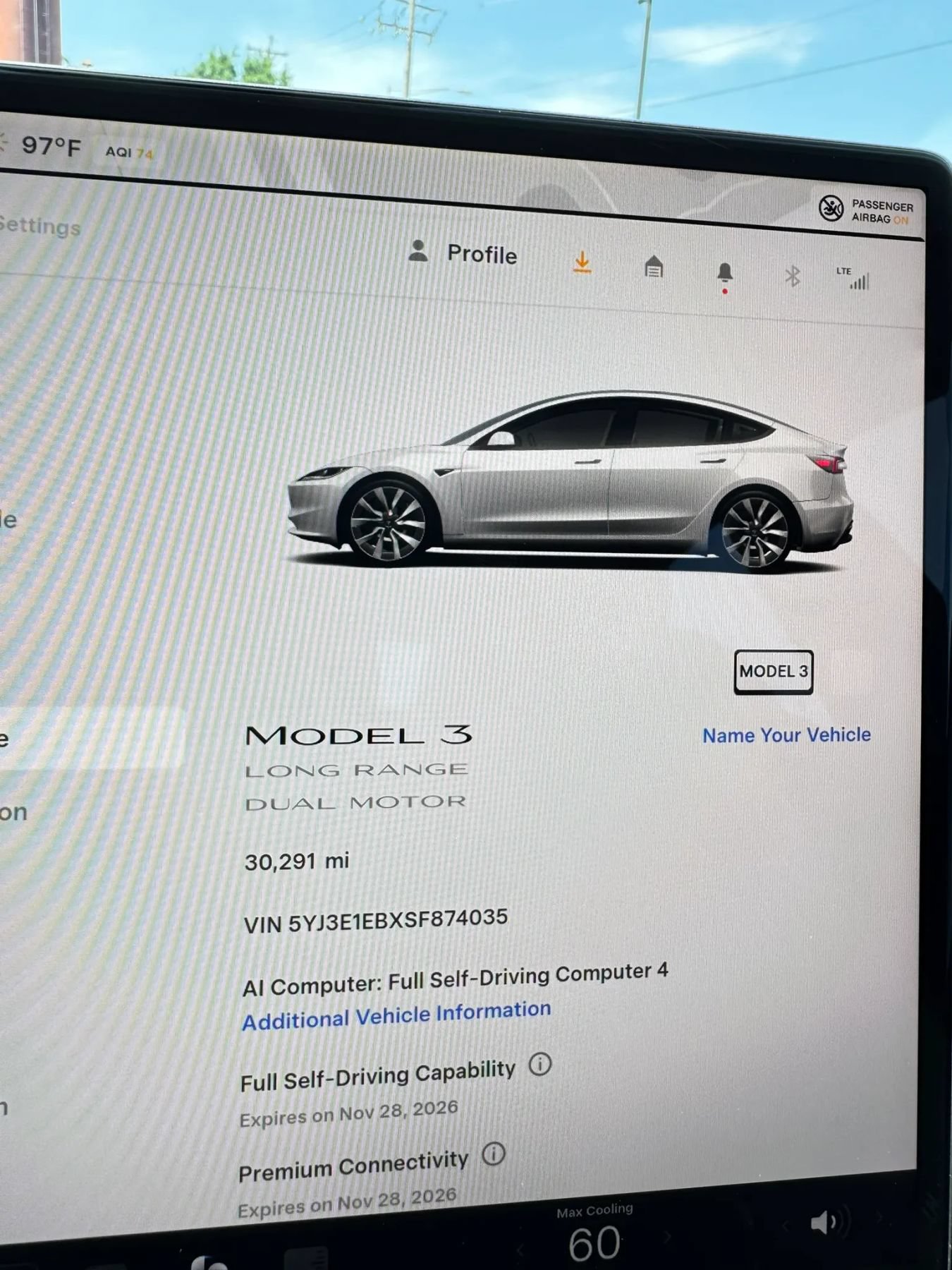 Used 2025 Tesla Model 3 Long Range AWD/4WD image 30