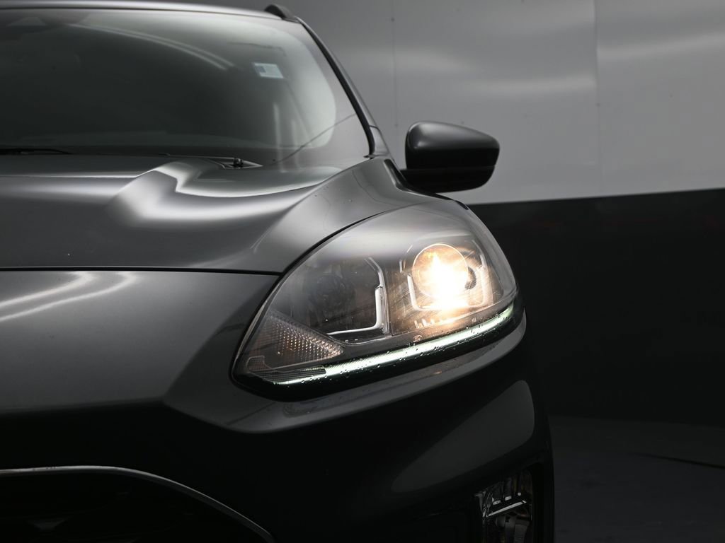 Used 2022 Ford Escape SEL image 11