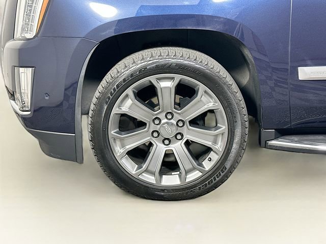 Used 2020 Cadillac Escalade ESV Luxury image 36