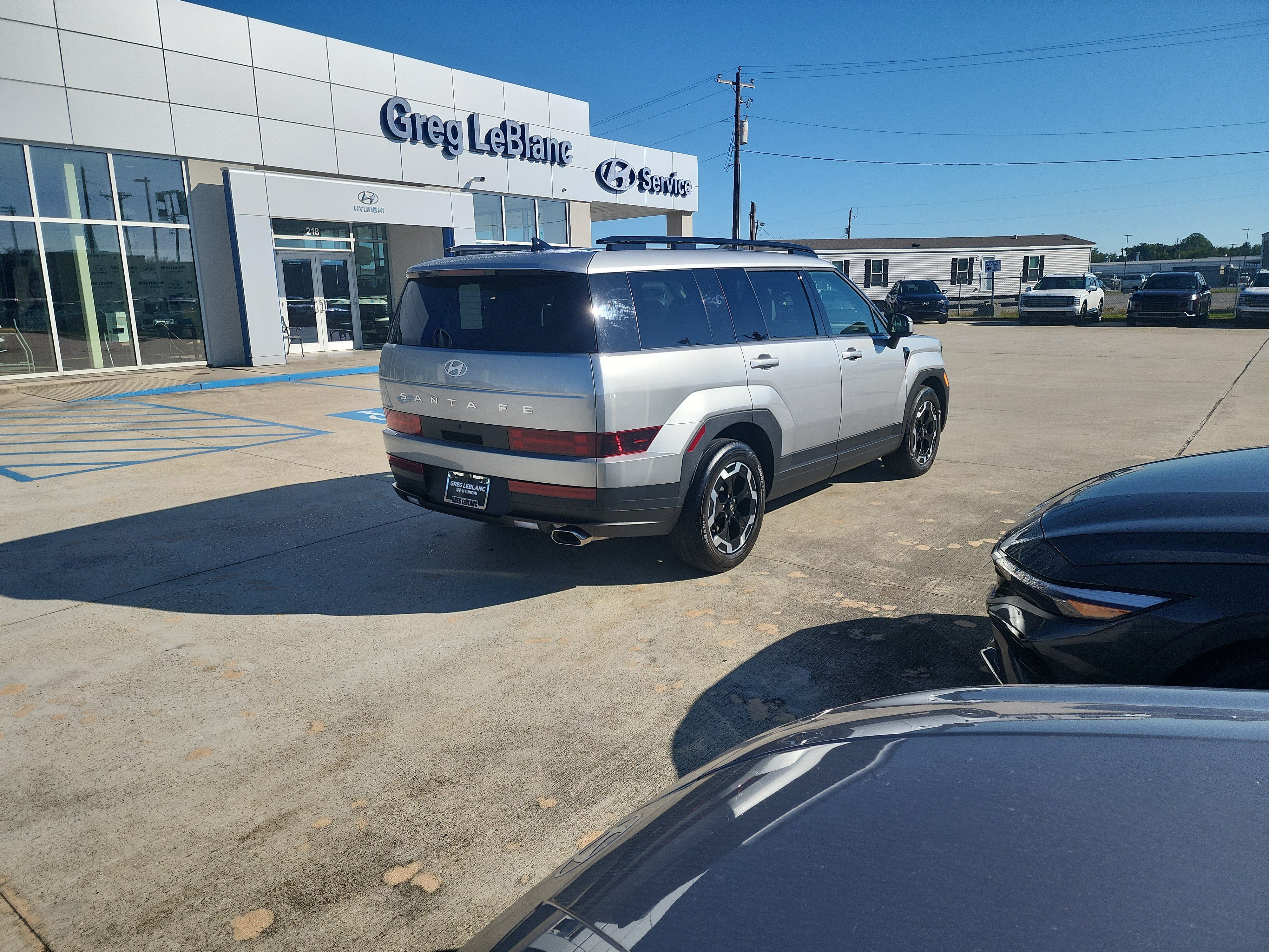 Used 2025 Hyundai Santa Fe SEL FWD image 7