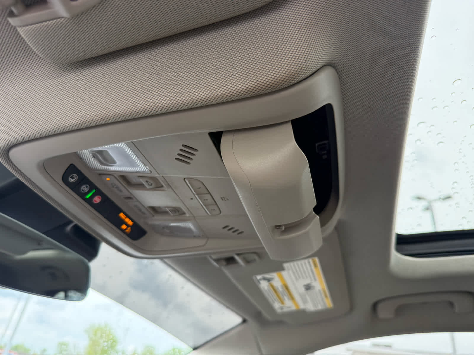 Used 2020 Cadillac XT4 Premium Luxury w/ Cold Weather Package FWD image 23