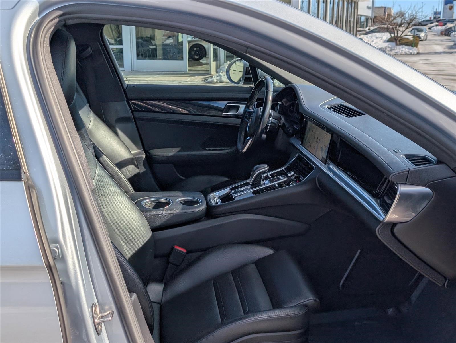 Used 2018 Porsche Panamera 4S image 10