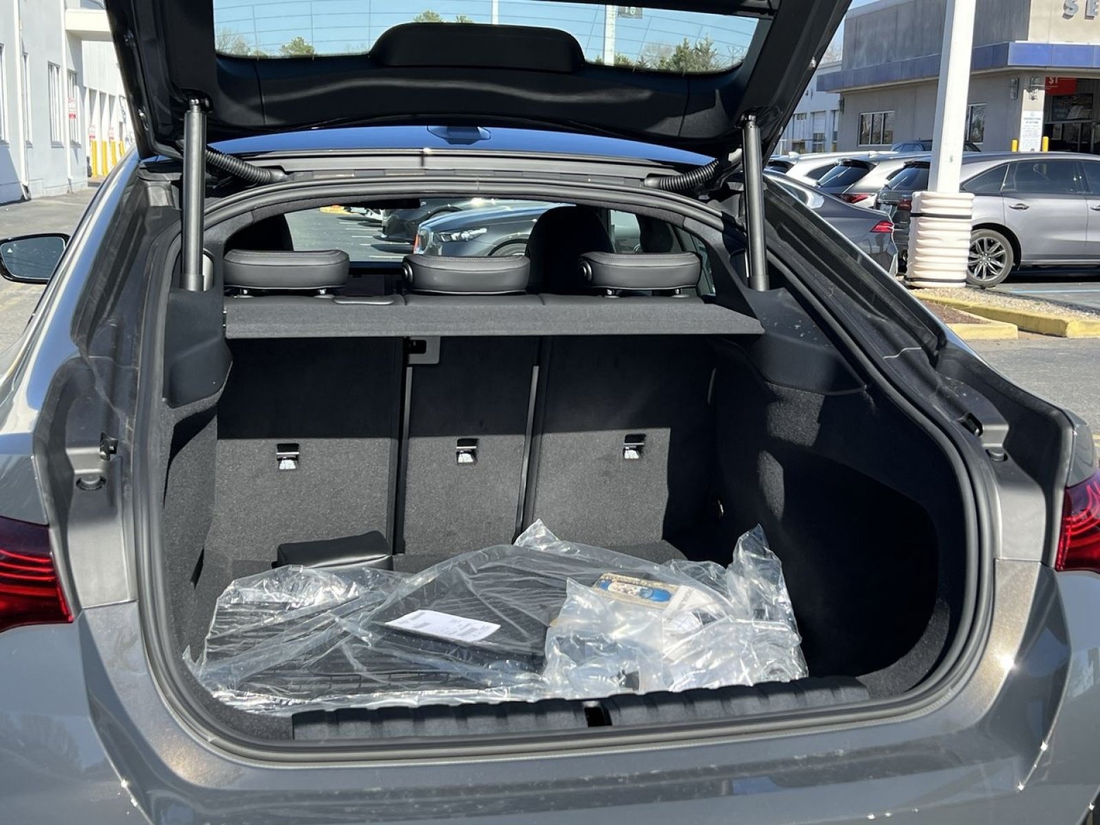 New 2026 BMW 430i xDrive w/ M Sport Package AWD/4WD image 24