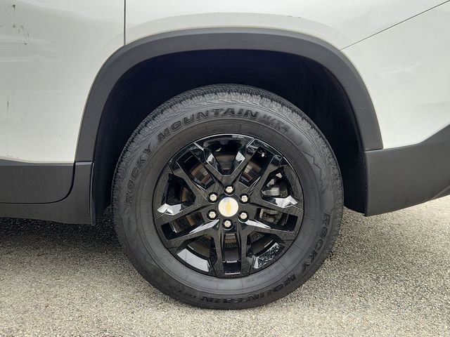Used 2024 Chevrolet Traverse LS w/ Safety Package FWD image 31