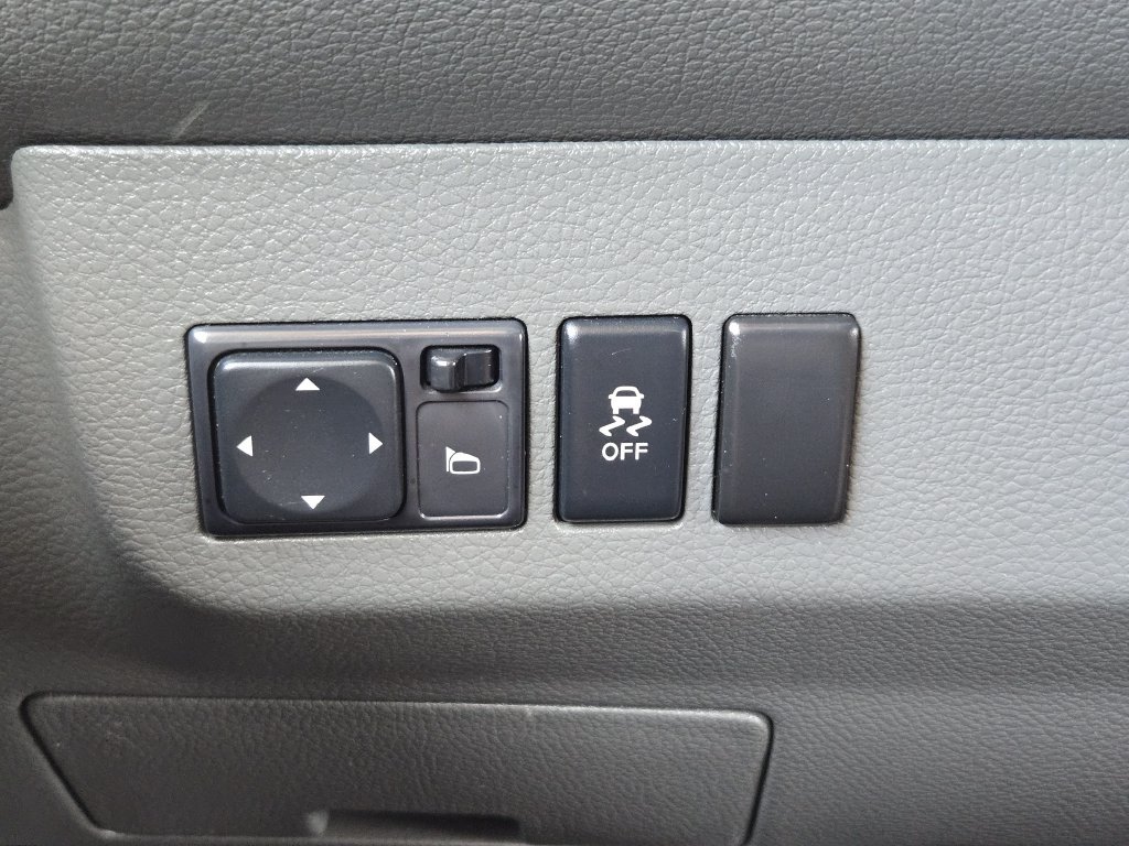 Used 2020 Nissan NV 2500 SV RWD image 22