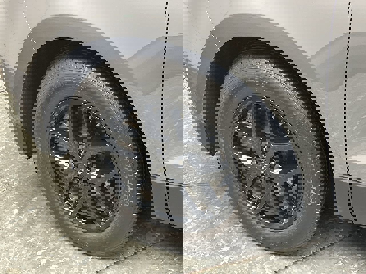 Used 2023 Ford Edge SEL w/ Convenience Package image 34