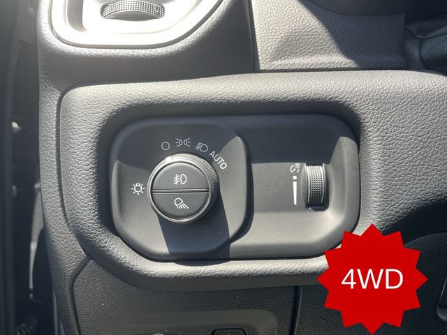 Used 2021 RAM 1500 Big Horn AWD/4WD image 34