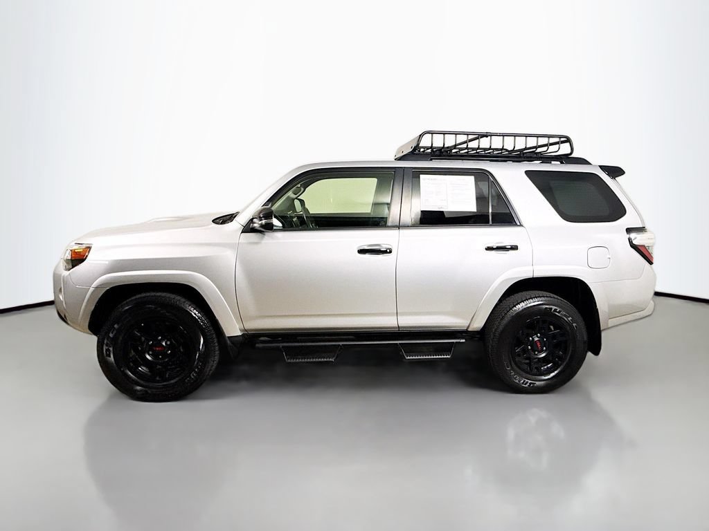Certified 2021 Toyota 4Runner Venture w/ Moonroof Package AWD/4WD image 4