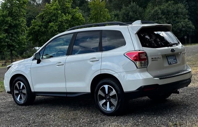 Used 2017 Subaru Forester 2.5i Limited AWD/4WD image 7