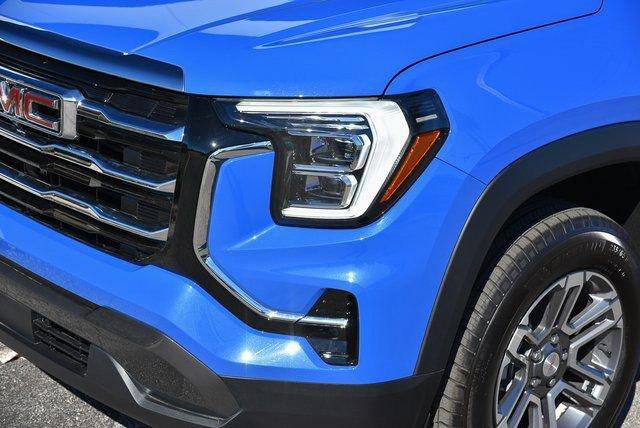 New 2025 GMC Terrain Elevation w/ Technology Package II AWD/4WD image 5