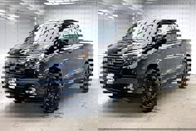 Used 2020 Honda Ridgeline Black Edition image 2